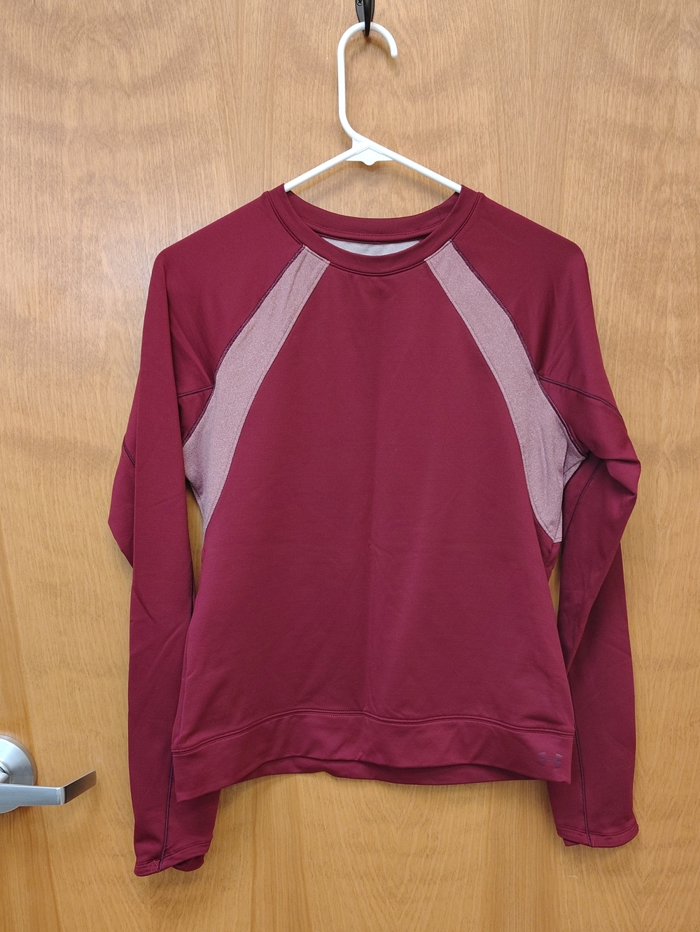 Under Armour Maroon Long-Sleeve Crewneck Athletic Running Top